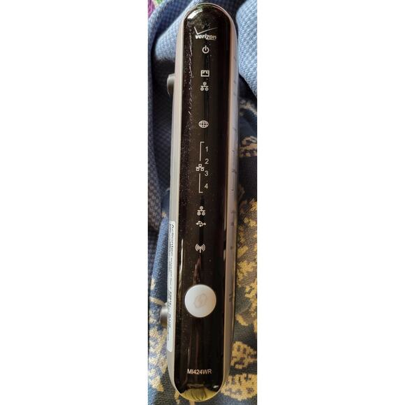 Verizon FIOS Actiontec MI424-WR REV. F Wireless Modem Router - Picture 7 of 7